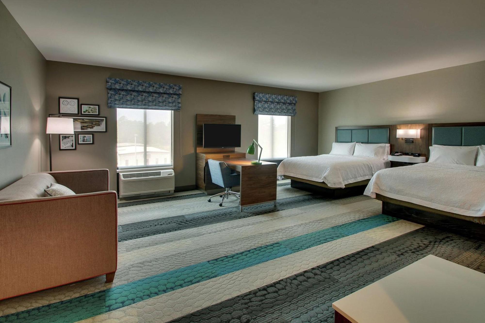 Hampton & By Hilton