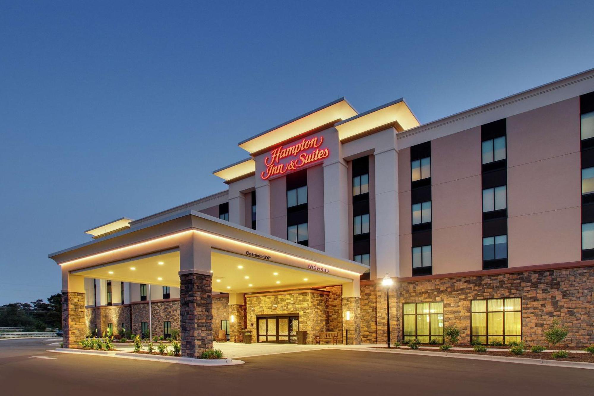 Hotel Hampton & By Hilton 3*